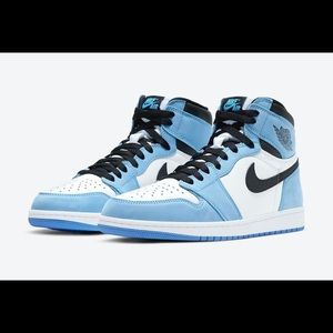 Nike Air Jordan 1 - High - University Blue size 7 Youth